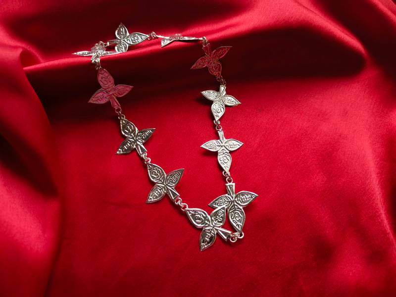 Gahenaz Silver 1inch Namah Shivay Belpatra / Belpata / Bilva Leaves Garland/Mala 5 Gahenaz Silver 1inch Namah Shivay Belpatra / Belpata / Bilva Leaves Garland/Mala - Image 3